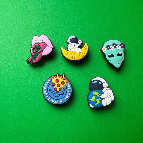 Lit Crocs Shoe Charms Set of 11 - jibbitz Charms MEME - Picture 2 of 6